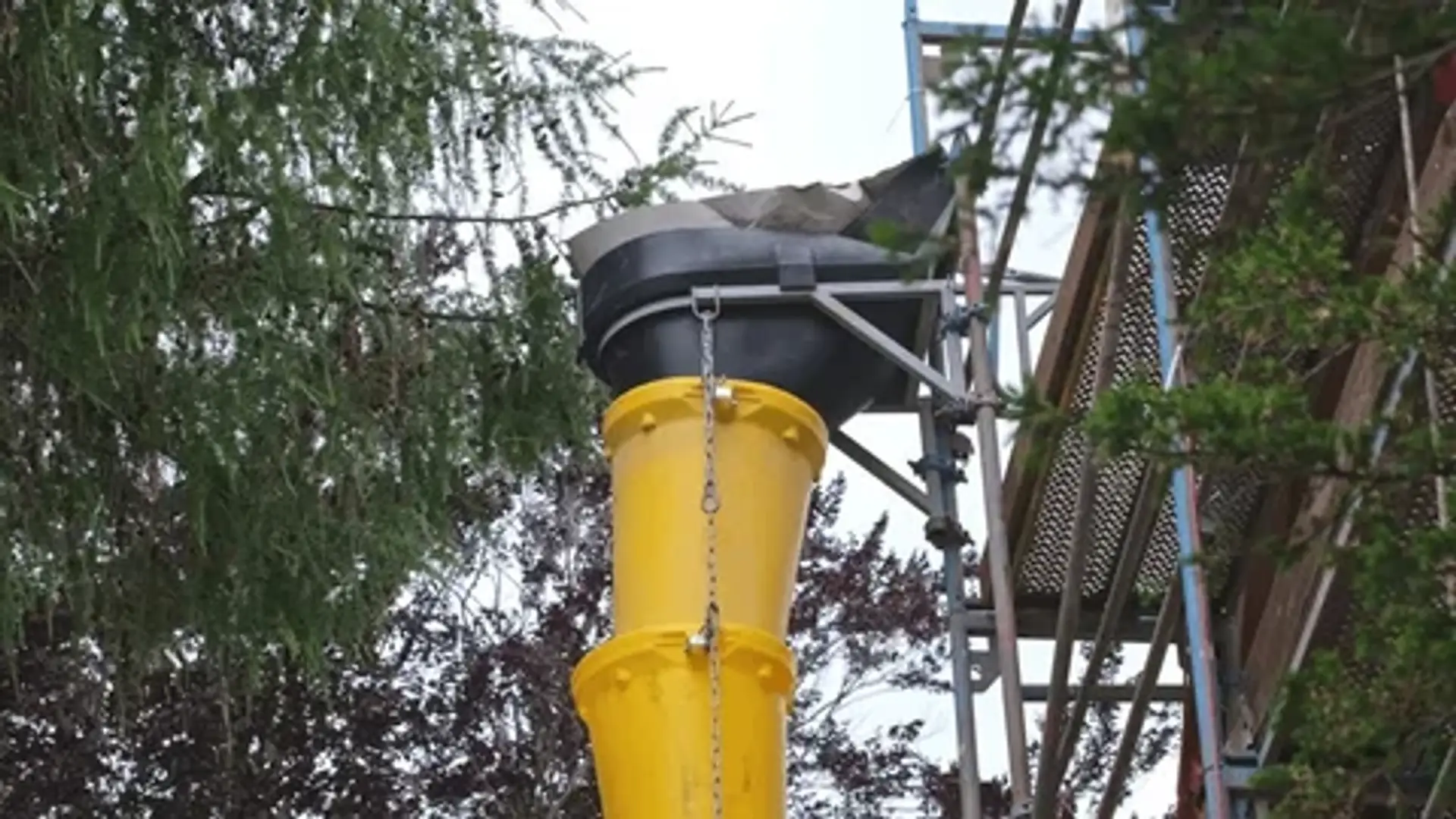 689d7dd5813d5b032f6f7202